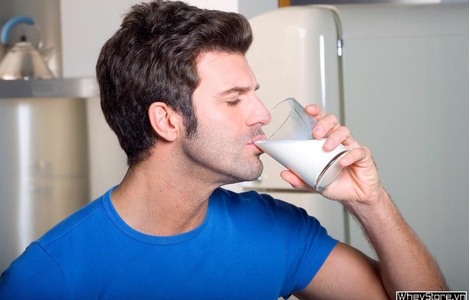 Cách sử dụng sữa tăng cân Serious Mass
