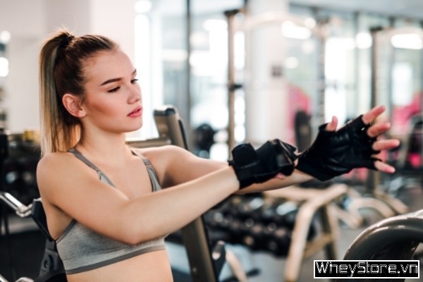 11 Găng tay tập Gym tốt  bán chạy nhất giới thể hình năm 2021 - Ảnh 1