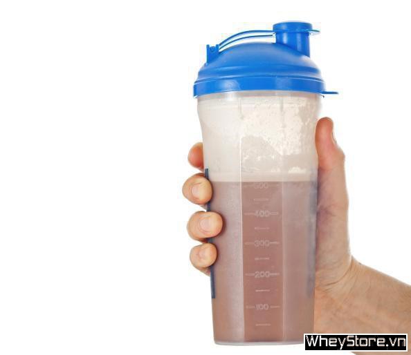 Trộn whey với sữa tươi có làm tăng lượng protein ? - Ảnh 1