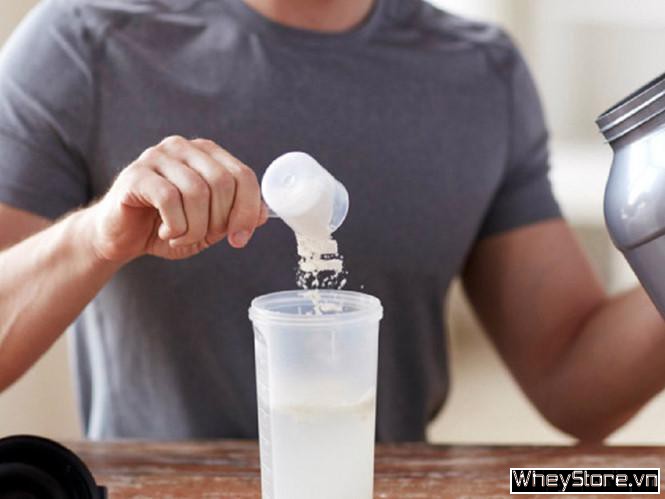 Uống Whey có bị nổi mụn không? - Ảnh 1