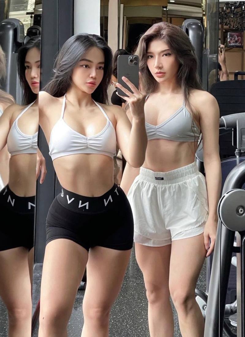 ảnh gái eo thon tập gym