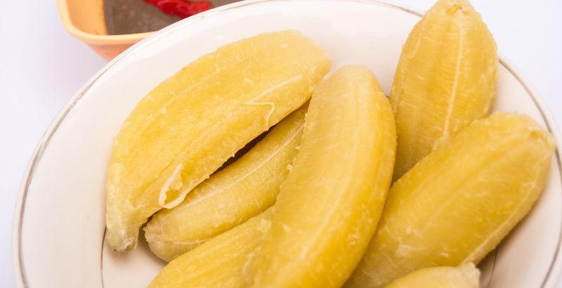 Hướng dẫn cách luộc chuối xanh