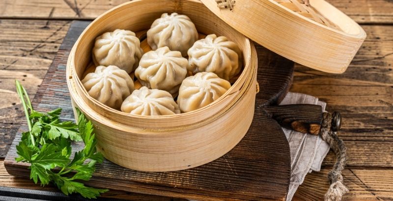 Ăn 1 cái bánh bao nhân thịt 2 trứng có lợi ích gì?