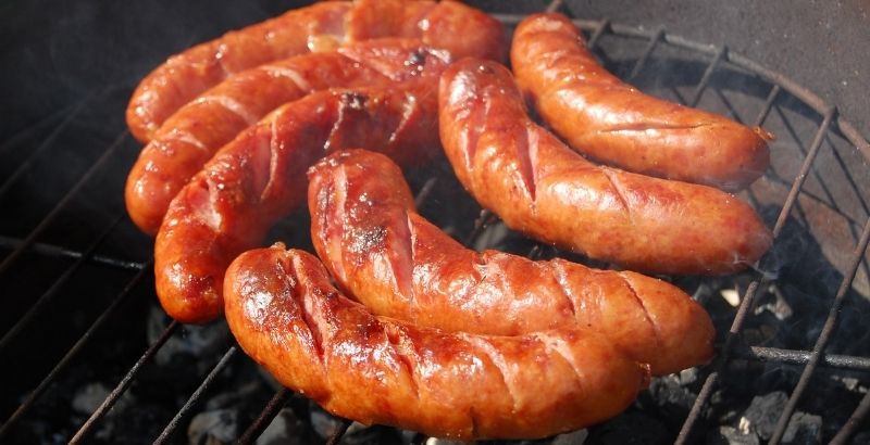 Ăn nhiều xúc xích có thể gây béo phì