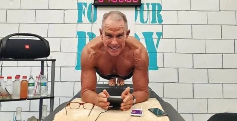 ky-luc-plank-the-gioi-anh2