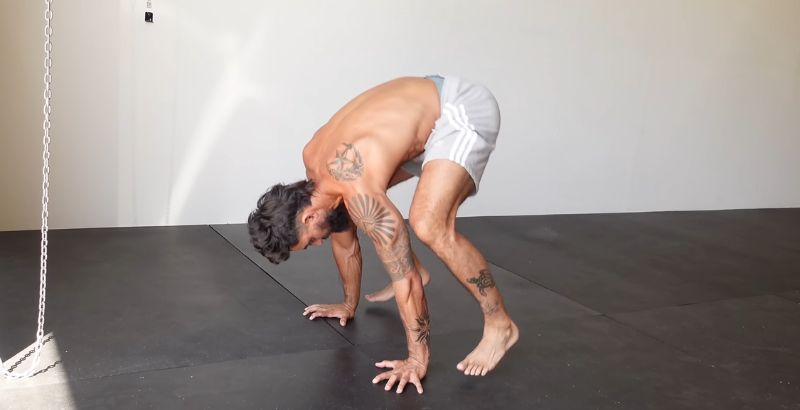 Hướng dẫn chi tiết tư thế Beast 